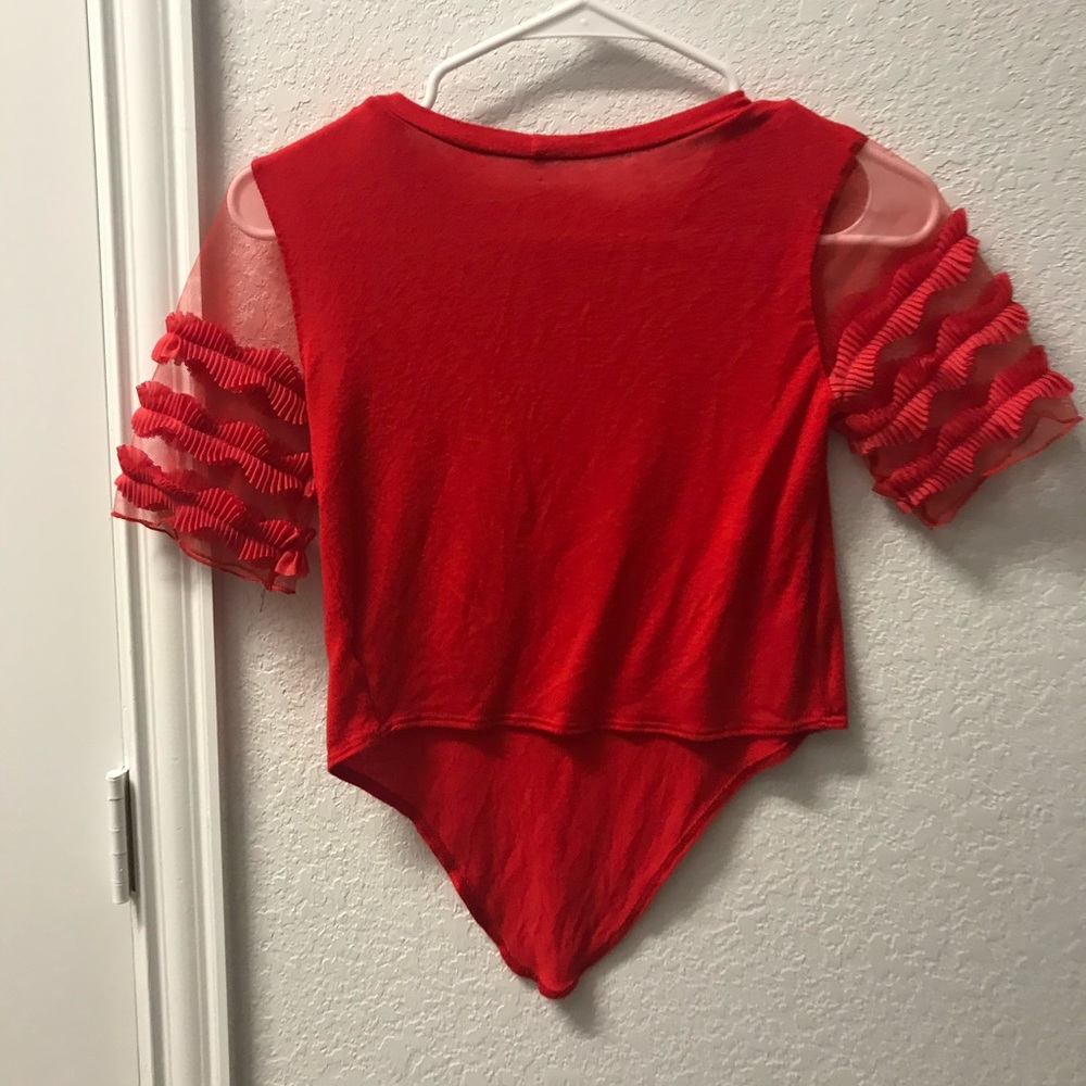 Red crop top - Picture 3 of 3